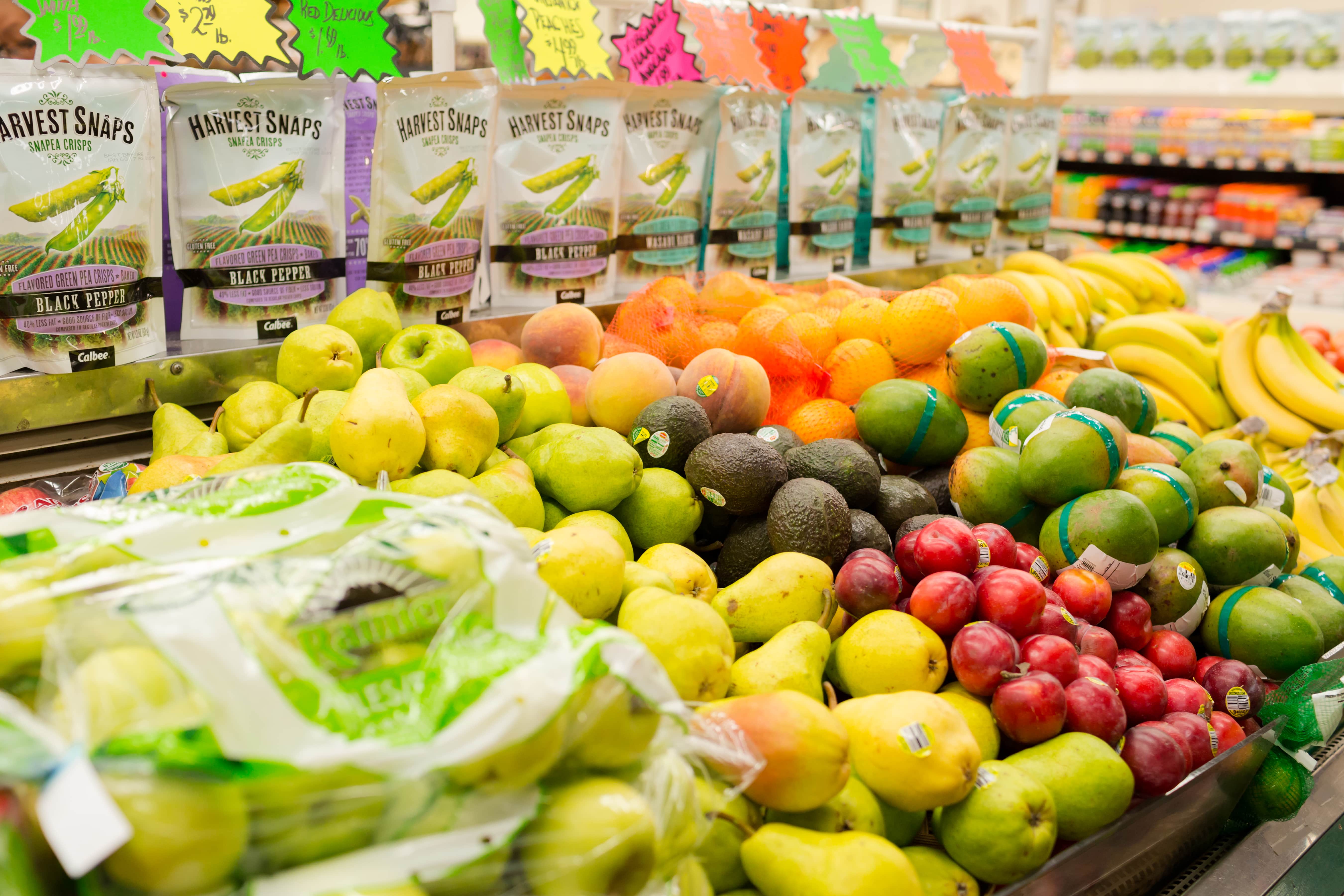 storing produce Ward's Supermarket Gainesville FL