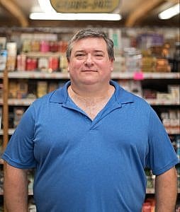 Ward's Supermarket Gainesville FL Deli Department Manager Darren Williams